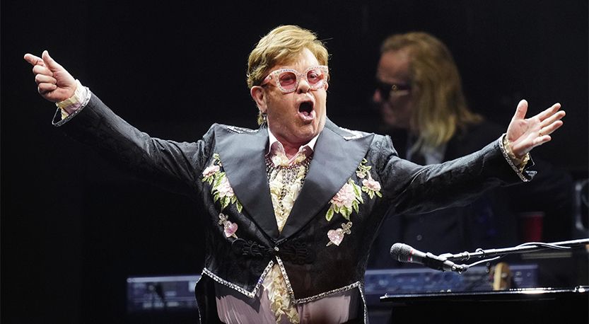 cantante Elton John